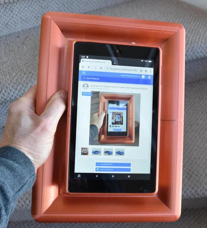 Grab bars for Kindle Fire HD 8 tablet (8th Generation)(2018) (OpenSCAD)   