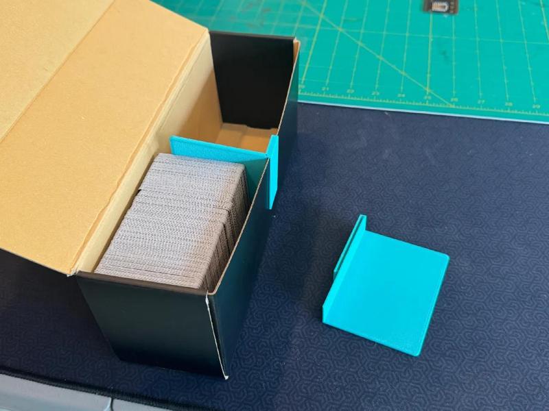 Vertical Card Divider   