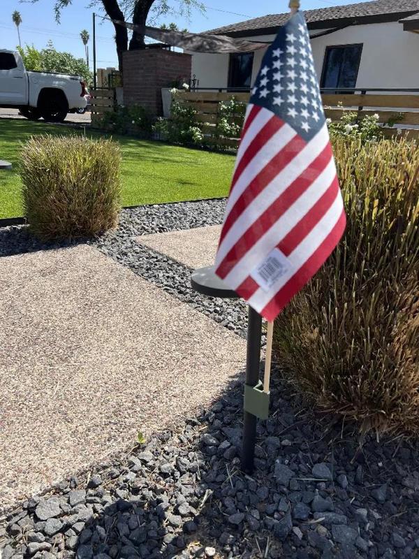 Landscape Light Flag Holder   