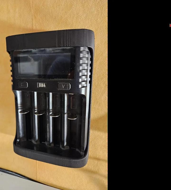 Nitecore UM4 wall mount   