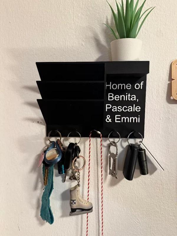 Schlüsselbrett mit Brief- und Dekofach   