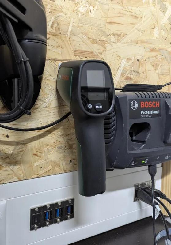 Bosch UniversalTemp Wallmount   