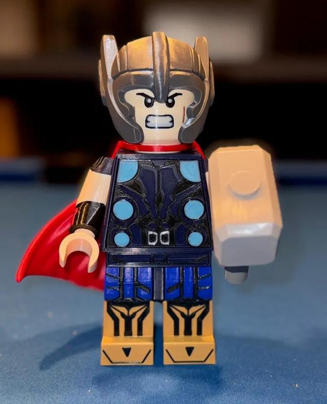 Marvel Thor Brick MegaFigure (5:1 Scale)   