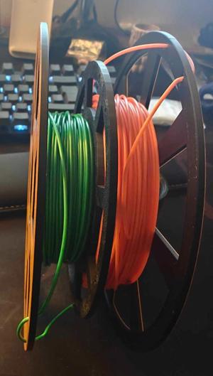 Spool divider for Bambu spools