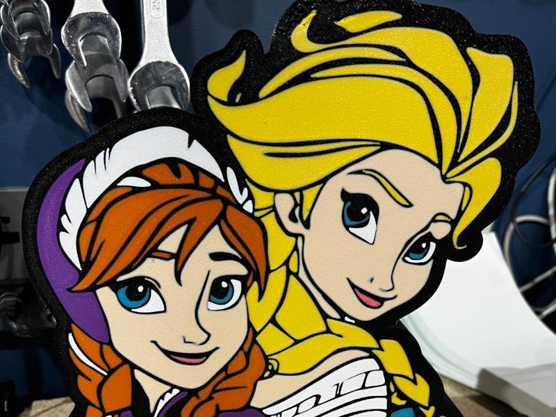 Disney's Frozen Elsa & Anna Light Box