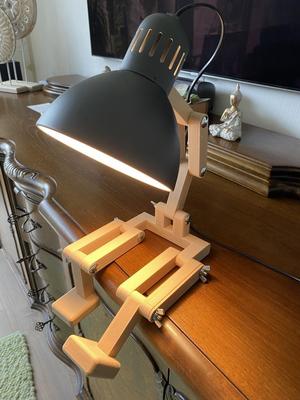 Lampman senior (IKEA Hack)