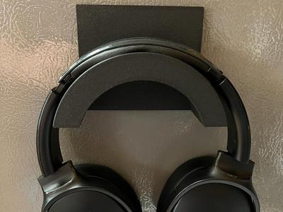 Magnetic Headphone Hanger