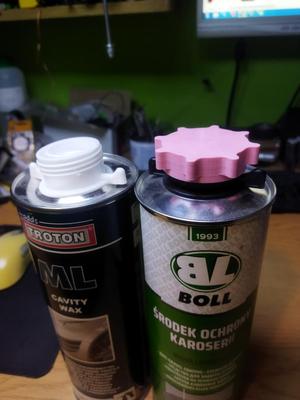 Cavity vax/anti gravel cap