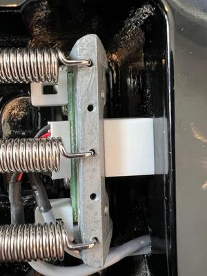 Line 6 Variax Tremolo Blocks (JTV-69)