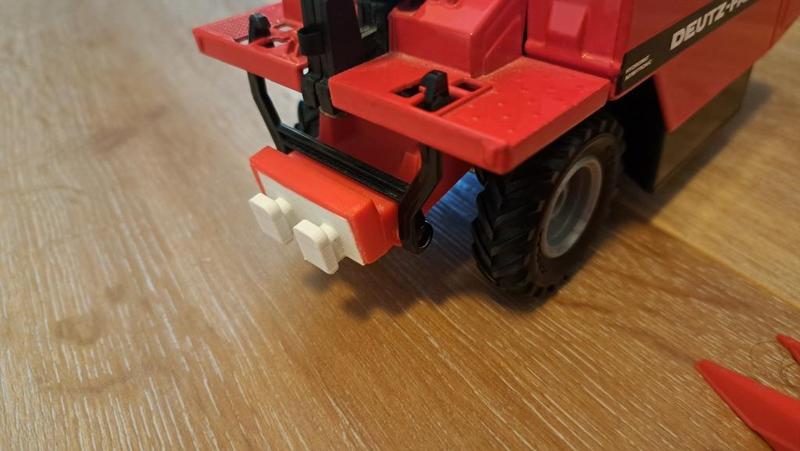 Siku Mausdrescher 4052 3850 Schneidwerk Mod mit Anhänger / Siku mouse thresher 4052 3850 cutter mod with trailer