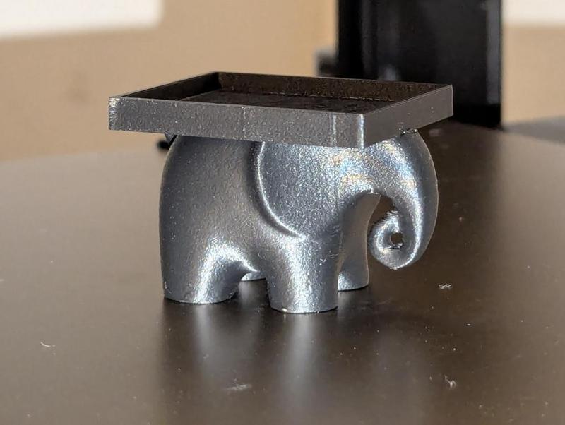 Be Quiet LightBase cute elephant feet