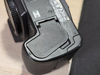 Olympus E-500 battery cover