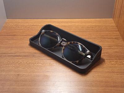 minimalist  small tray