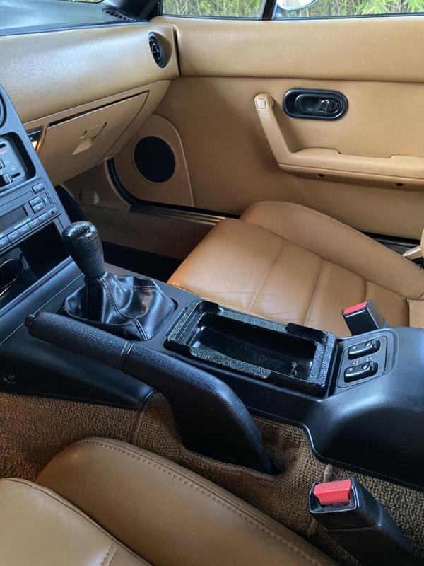 Phone holder mx5 NA (ashtray delete)