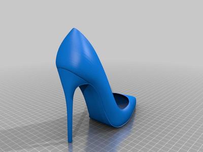 FASHIONABLE FOOTWEAR