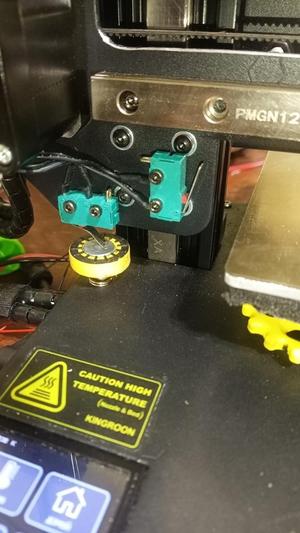 Kingroon kp3s. Adjusting screw (babystep z)