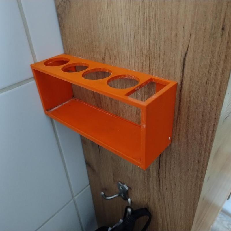 Electric tootbrushes and toothpaste holder
