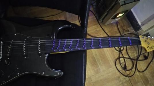 Xenharmonic Guitar Adjustable Fretboard