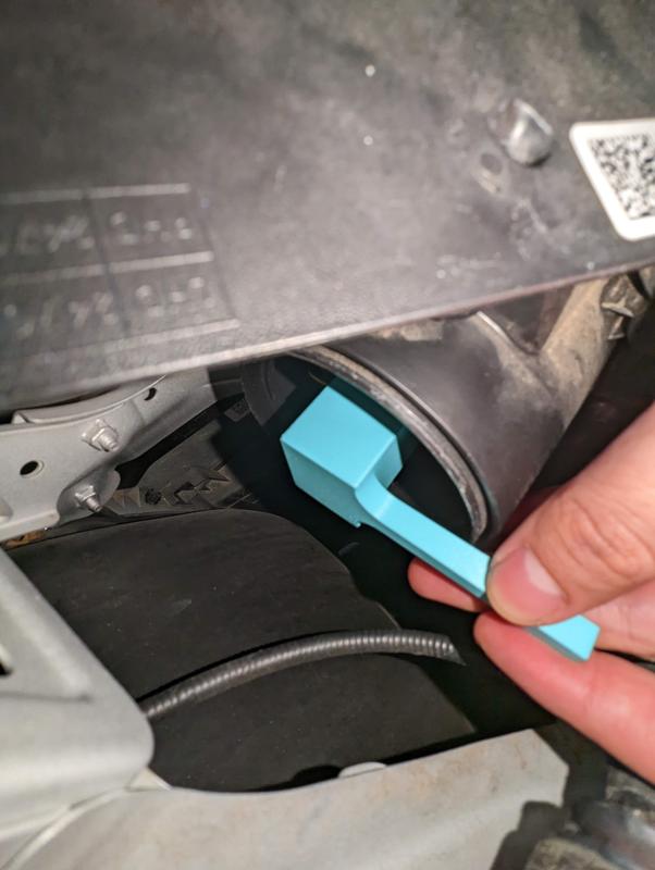 Hyundai i30 PD Headlamp Remover