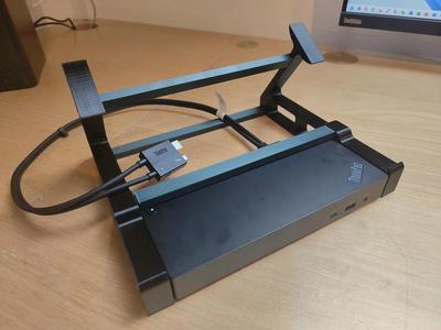 Notebook stand with Lenovo "Thunderbolt 4 Workstation Dock" base