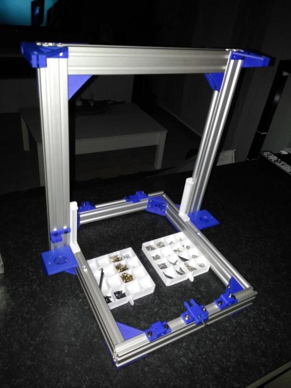 CORNER ALUMINIUM PROFIL 2020 - 2040 - 4040