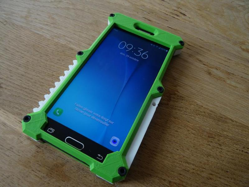 Protection J5 configurable / Case J5 configuration