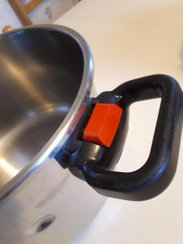 Parts of Handle SEB Clipso pressure cooker