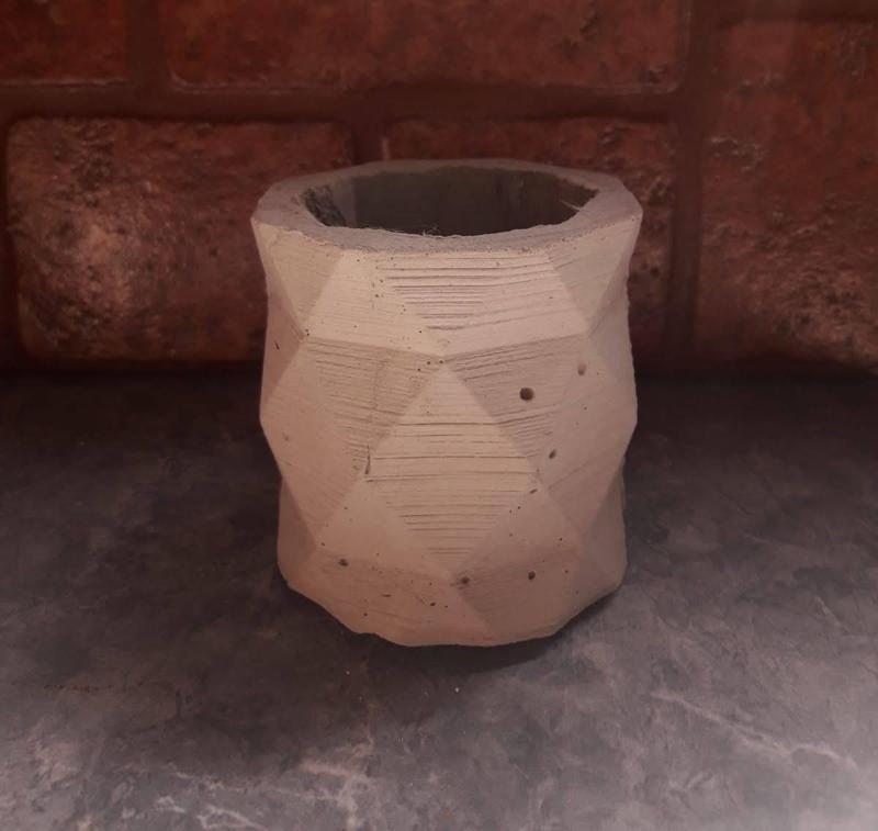 Octagonal mold LOW POLY - for cement or plaster pots