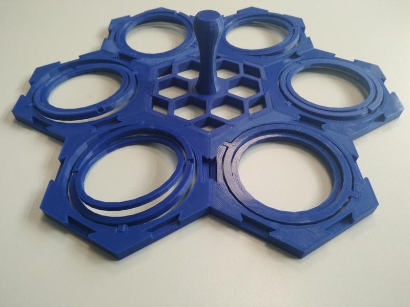 Beverage tray for clumsy people