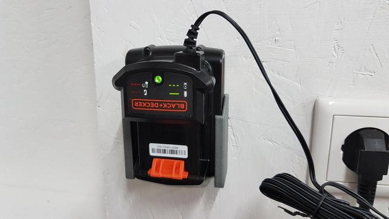 Black & Decker 18V Battery Wall Mount