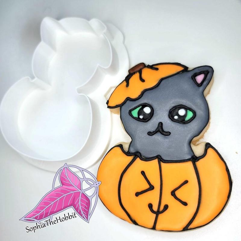 Cat Pumpkin Cookie Cutter