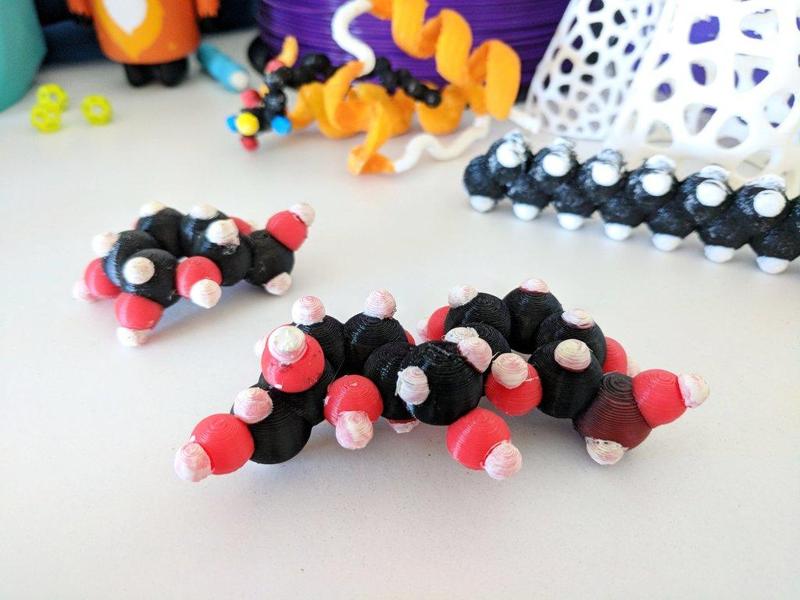 Sugars / Carbohydrates / Monosaccharides & Disaccharides 