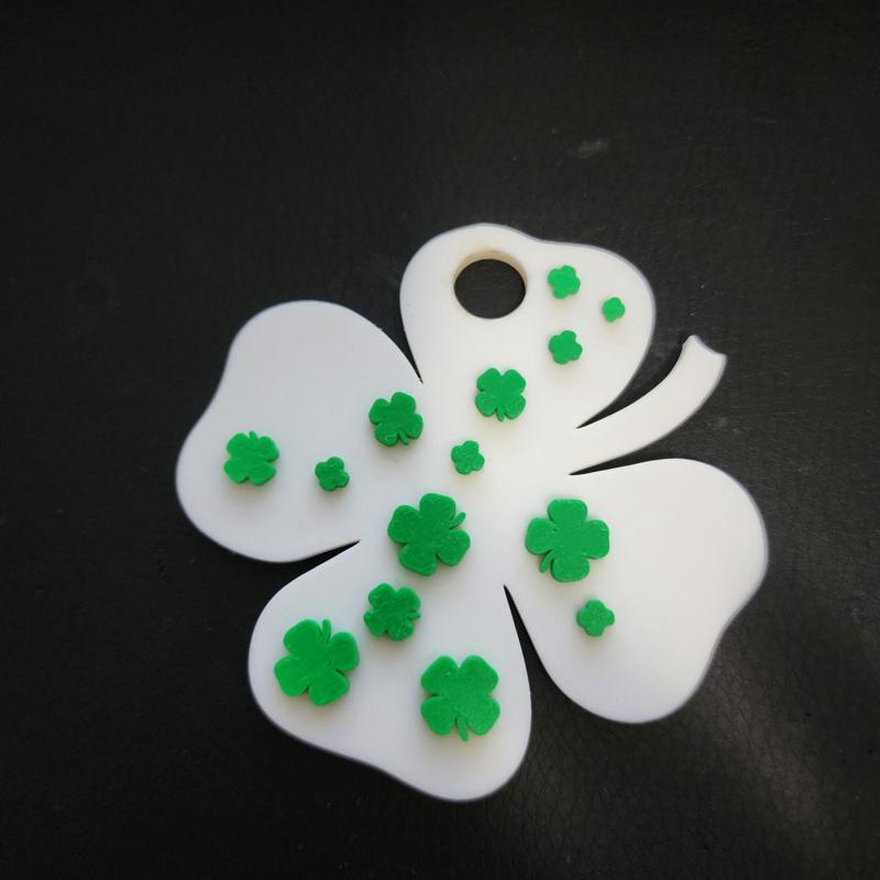 Stanley tumbler 40oz 4 leaf clover lid topper