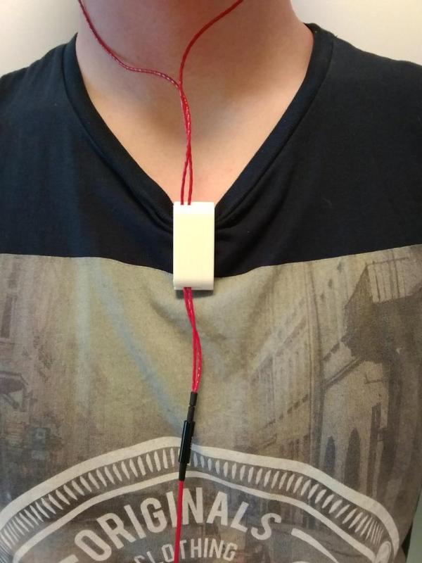 Headphone/Earphone Clip