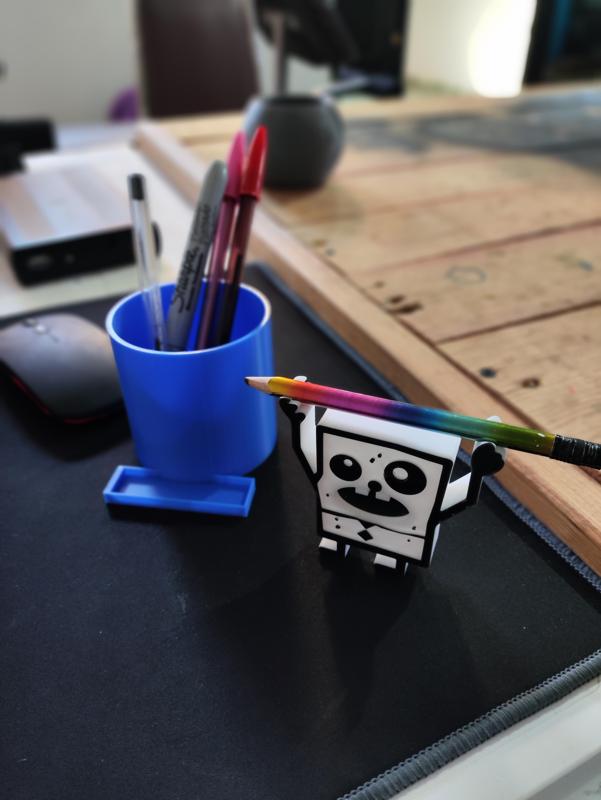 Doodlebob Sponge bob stroke (pencil holder)