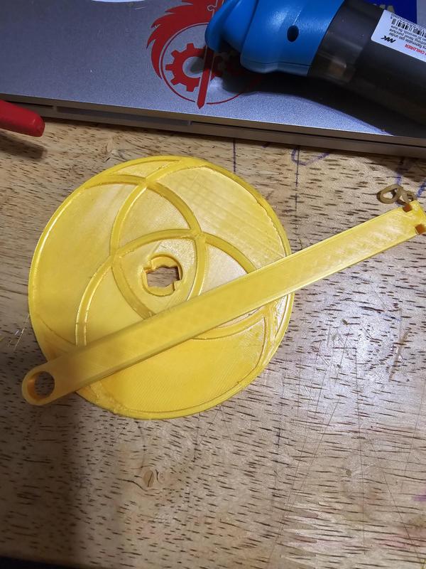 Break down travel yarn holder