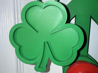 Shamrock/Clover for Not another Brick Wreath