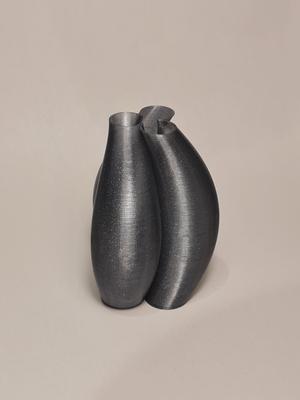 triple circle vase