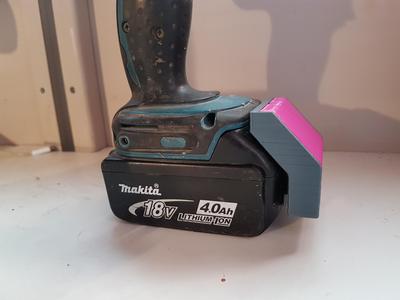BOX WITH MAGNET, FOR SCREWDRIVER
