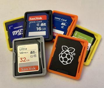 Simple SD card case/protector (remix/OpenSCAD)