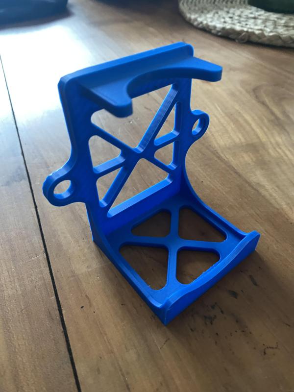 Recycling can holder