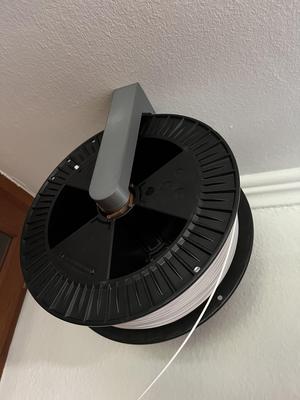 Ceiling mounted changeable Spool Holder