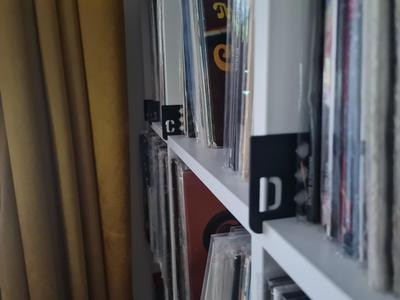 Vinyl record dividers with MESH body