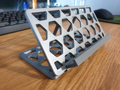 Horizontal phone stand