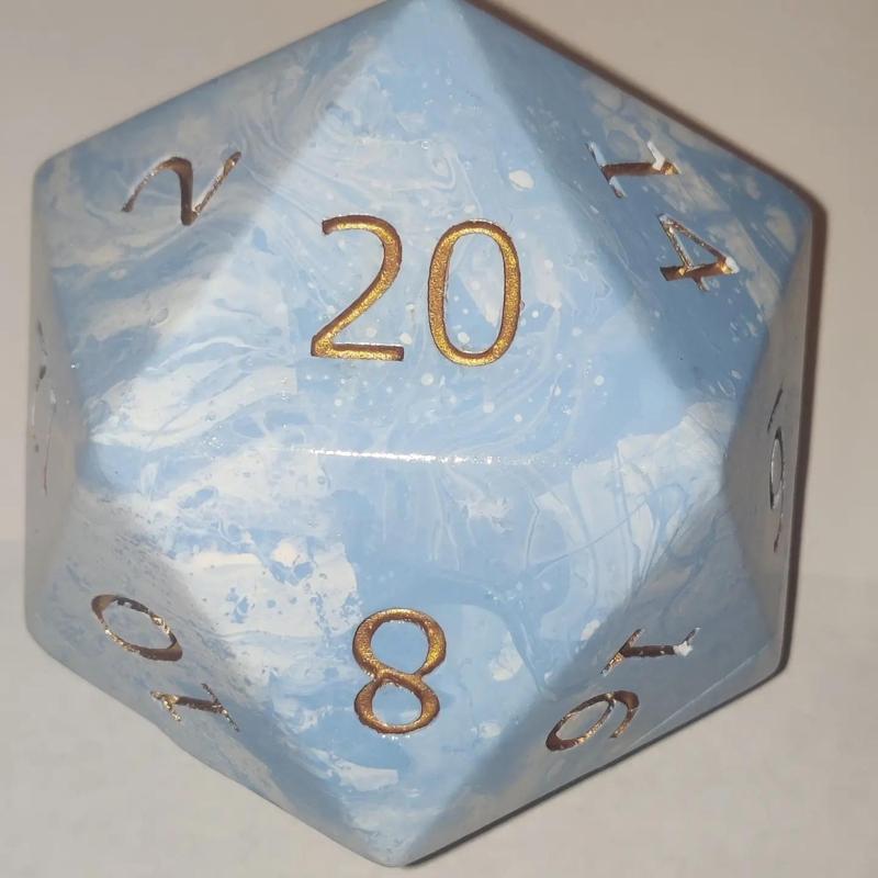 D&D dice storage box (Giant D20)