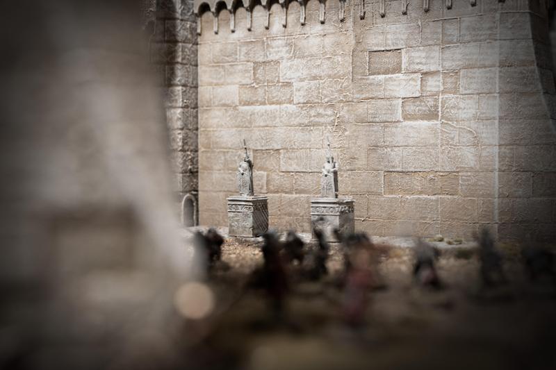 City Main Entrance Statues - STL File