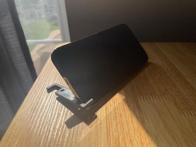 Side Phone Stand