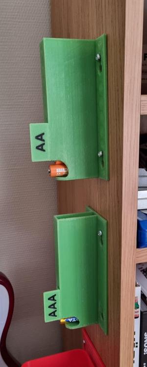 Battery Holders AA and AAA