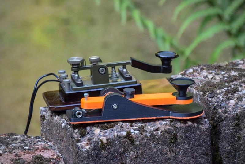 Straight Morse Key - XXL - With Magnet By DJ9FM