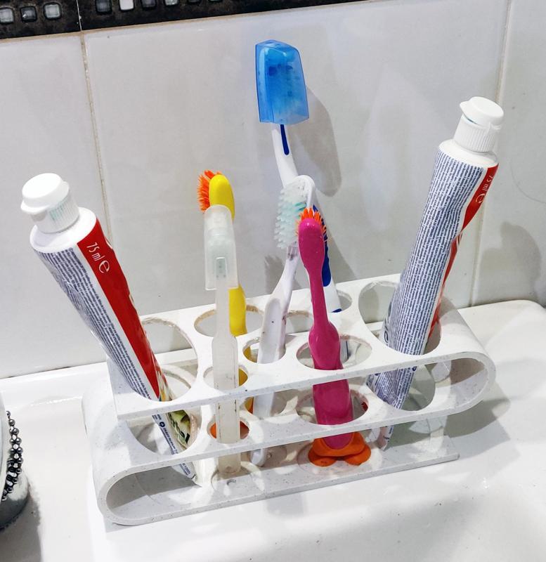 Soporte cepillos - Toothbrush organizer
